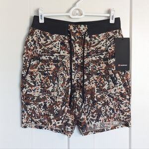 Lululemon License To Train 7" Linerless Shorts - Command Camo Ivory Orange sz S